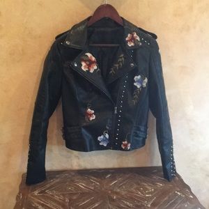 Black faux leather moto jacket floral embroidery silver studs lined size L